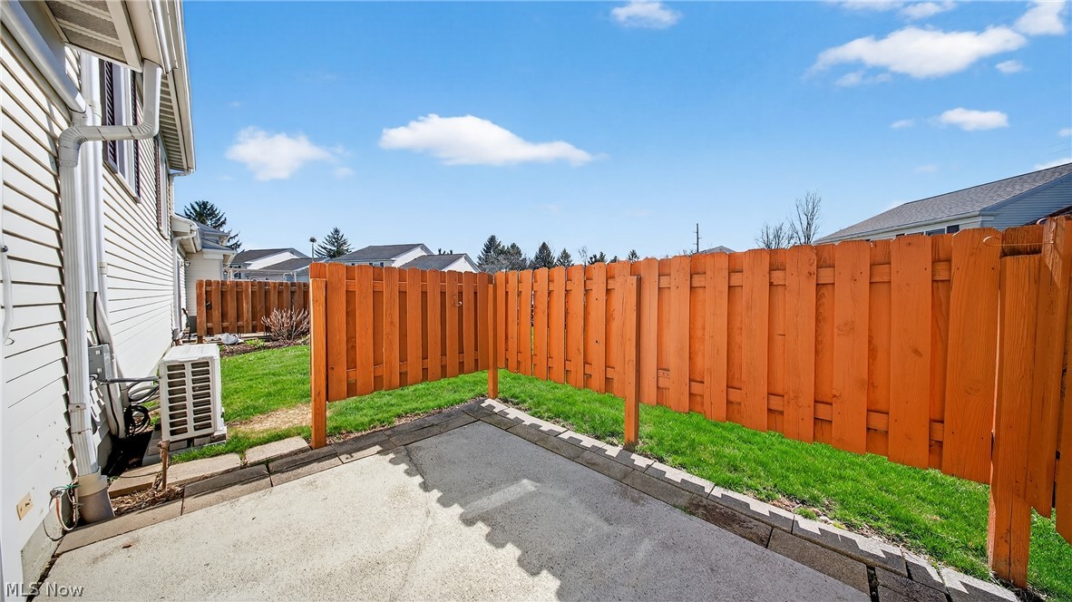 Creekside Vill - Residential