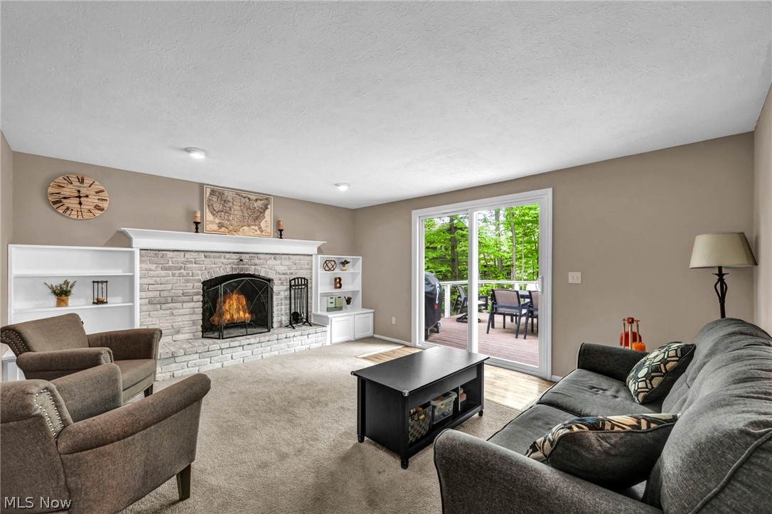 Deerfield Lake 01 - Residential