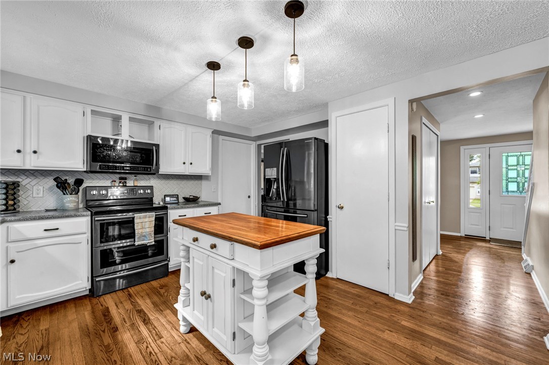 Deerfield Lake 01 - Residential