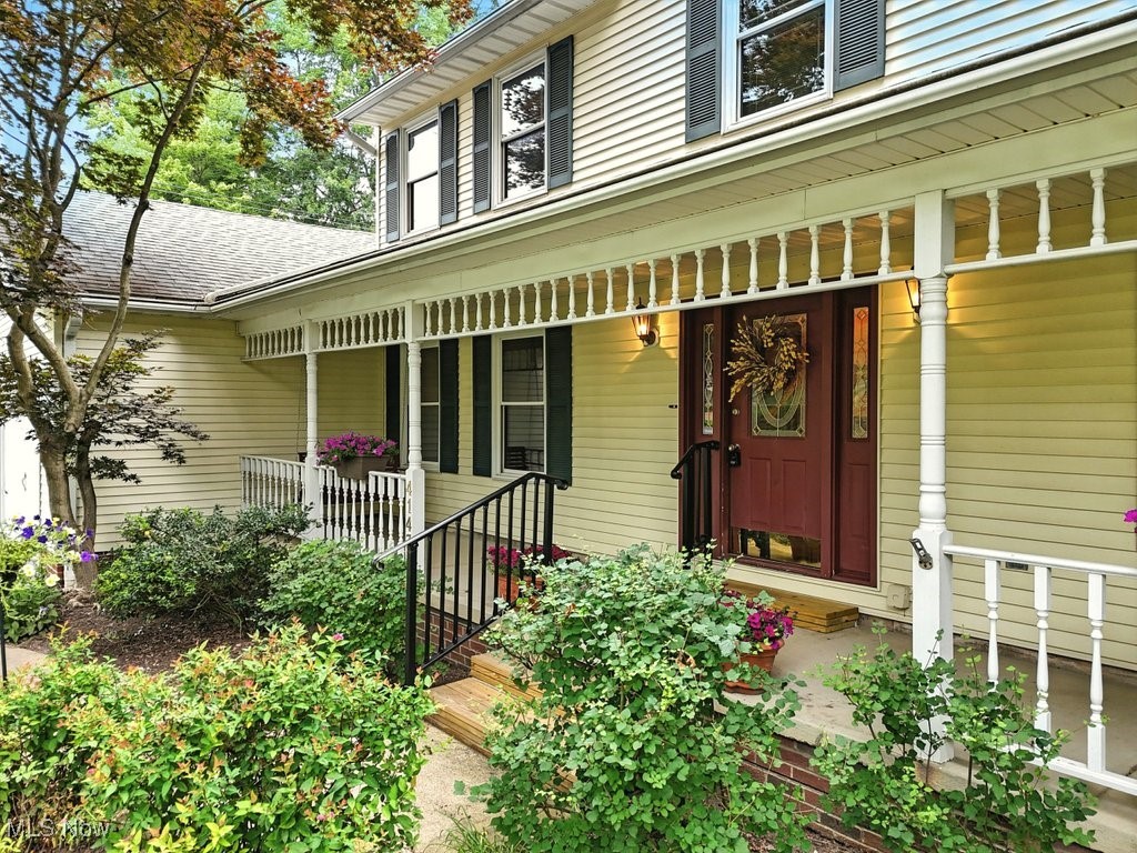 4143 Kinglet Drive