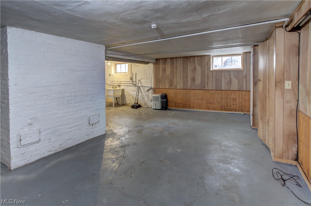 Crown Point - Residential