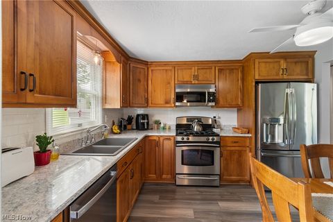 Tiny photo for 4506 Honeysuckle Drive, Green, OH 44720 (MLS # 5209562)