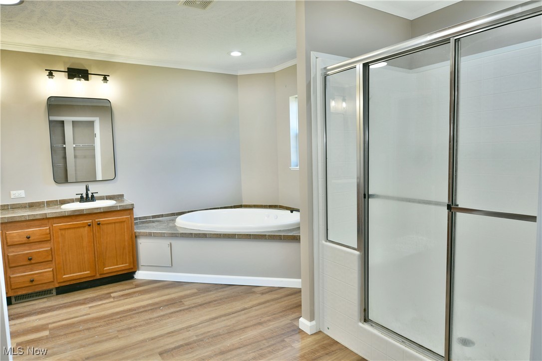 7045 Milligan East Road, Burghill, Ohio image 32