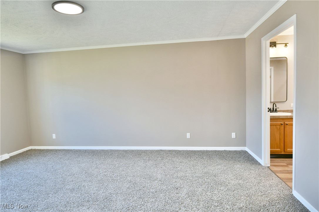 7045 Milligan East Road, Burghill, Ohio image 25