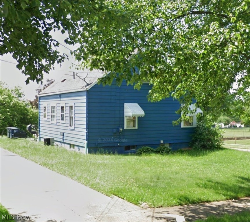 1074 Hartford Avenue, Akron, Ohio image 16