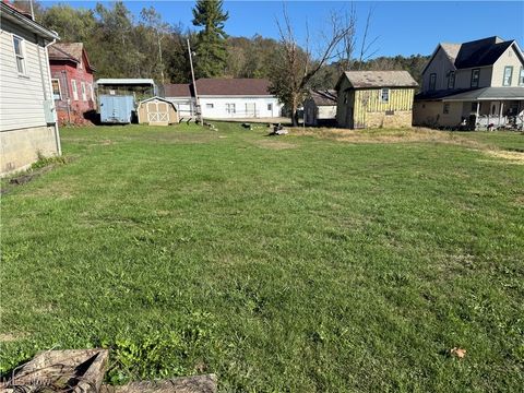 Tiny photo for 380 Mechanic Street, Macksburg, OH 45746 (MLS # 5170569)