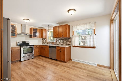 Tiny photo for 330 Tolbert Street, Wadsworth, OH 44281 (MLS # 5254598)
