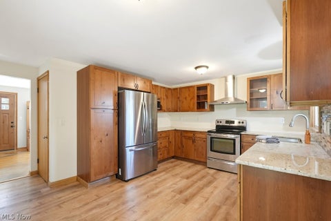 Tiny photo for 330 Tolbert Street, Wadsworth, OH 44281 (MLS # 5254598)