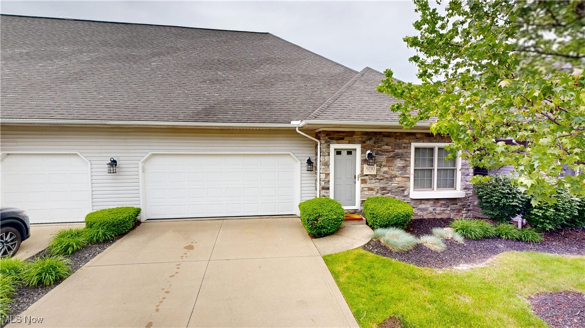 809 Fiddlers Creek, Painesville, Ohio image 1