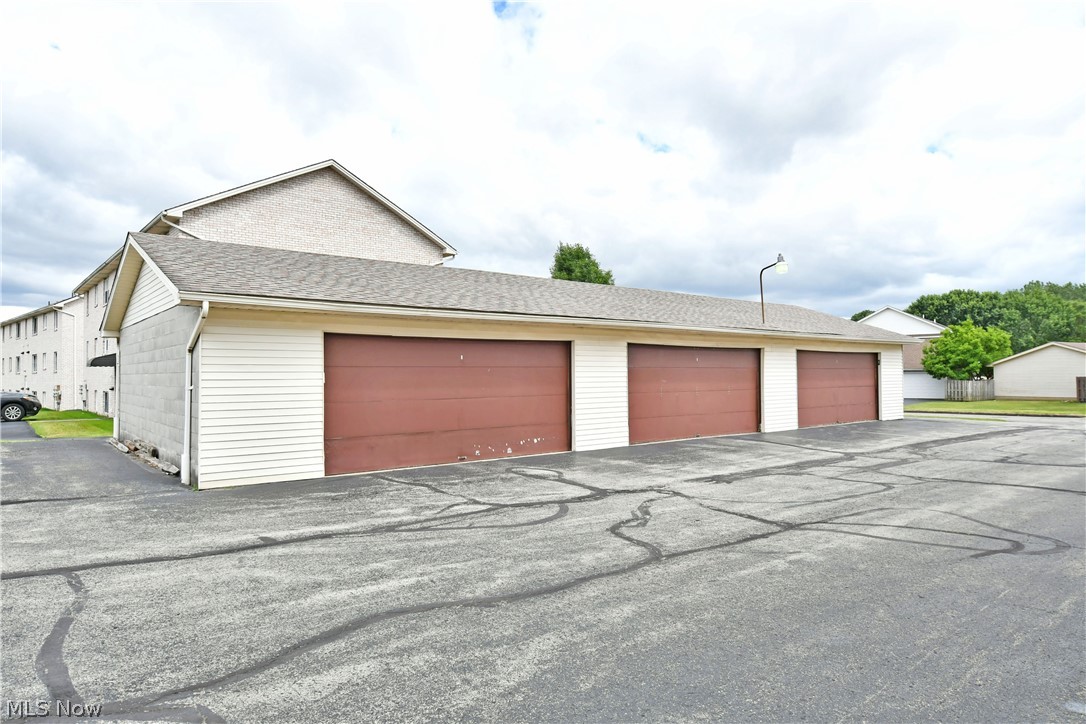 Presidential Square Estates Condo - Residential