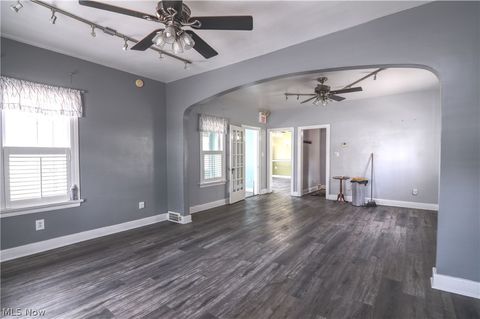 Tiny photo for 25 31st Street SW, Barberton, OH 44203 (MLS # 5220929)