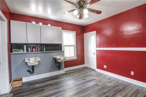 Tiny photo for 25 31st Street SW, Barberton, OH 44203 (MLS # 5220929)