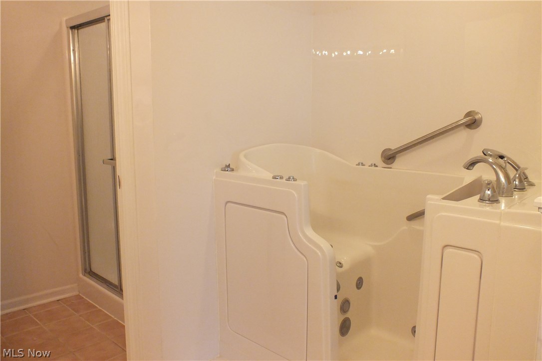 Outrigger Cove Condo - Residential