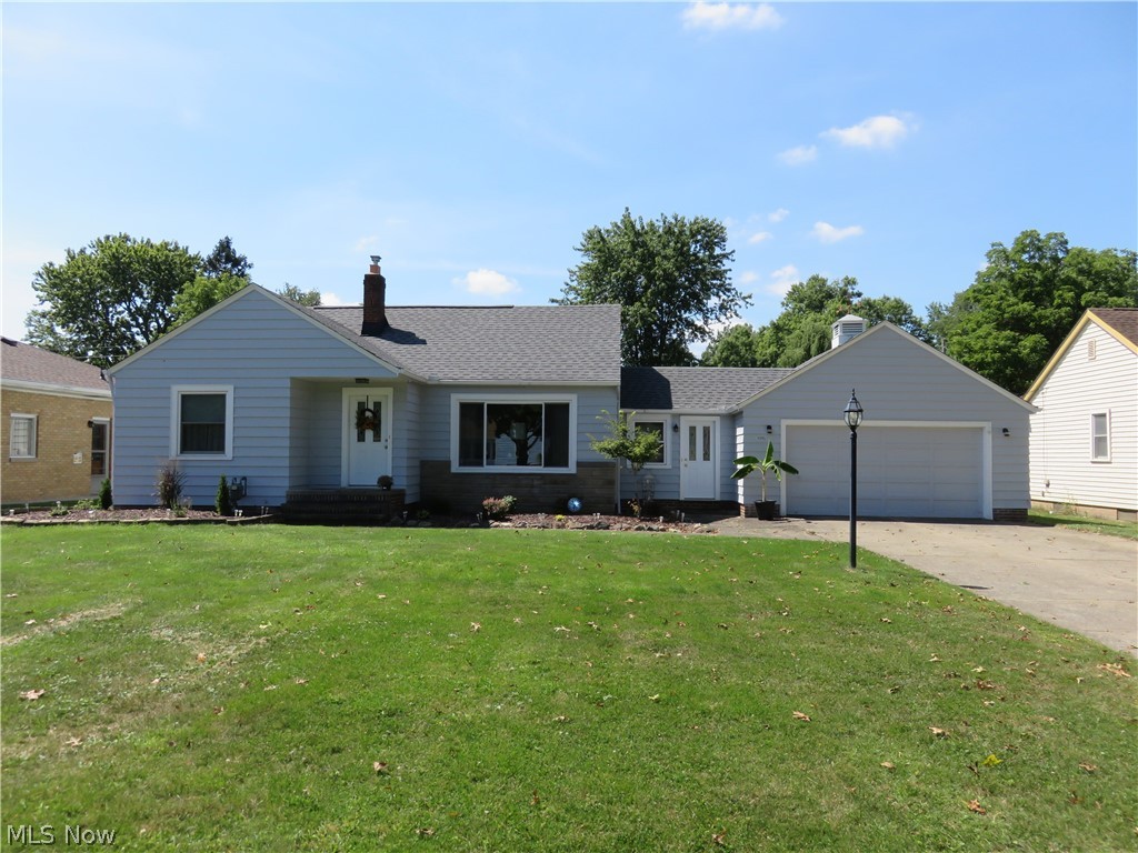 Photo 1 of 22 — 14095 Shawnee Trail, Middleburg Heights, OH 44130