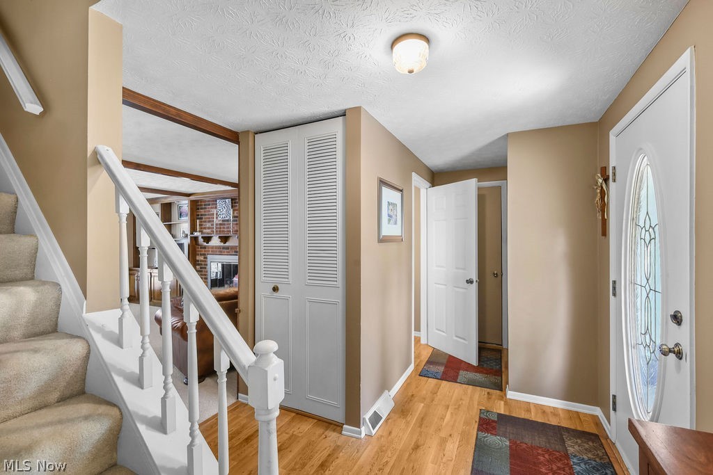 518 Treeside Drive