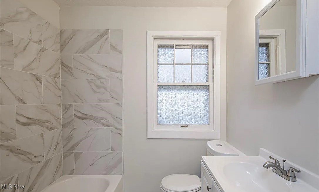 Meadowbrook Land Cos Meadowbr - Residential Lease