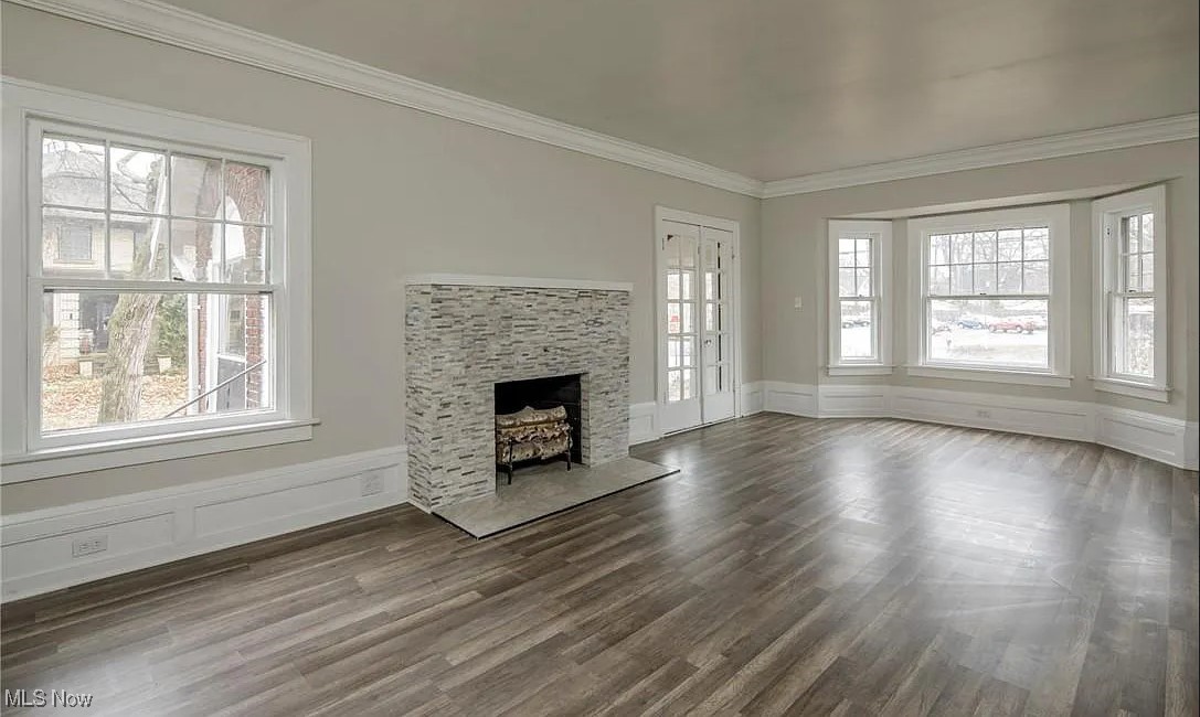 Meadowbrook Land Cos Meadowbr - Residential Lease