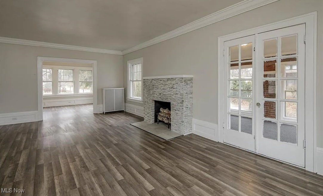 Meadowbrook Land Cos Meadowbr - Residential Lease