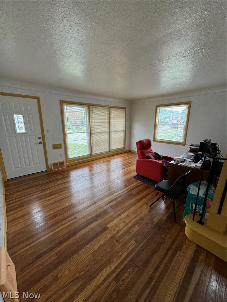 St Clair Ave - Residential