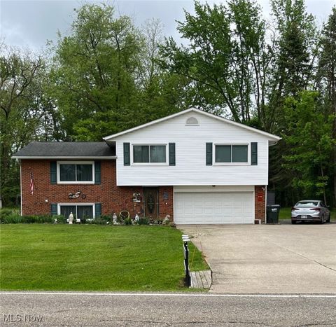 401 N Elm Avenue Tallmadge OH 44278