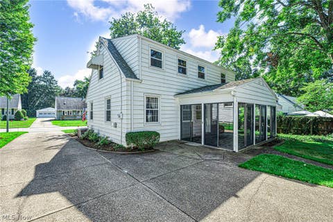 Tiny photo for 3130 9th Street, Cuyahoga Falls, OH 44221 (MLS # 5239138)
