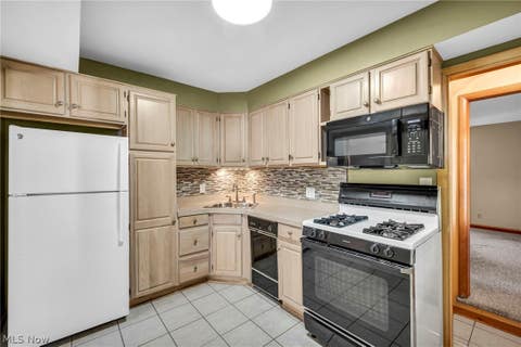 Tiny photo for 3130 9th Street, Cuyahoga Falls, OH 44221 (MLS # 5239138)