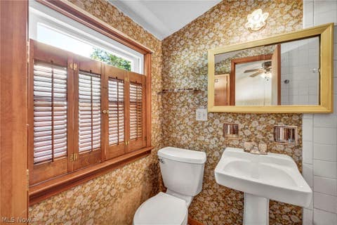 Tiny photo for 3130 9th Street, Cuyahoga Falls, OH 44221 (MLS # 5239138)