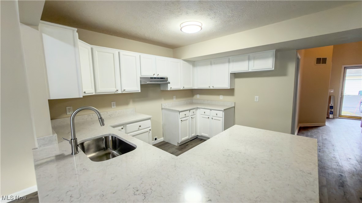 Sandy Pointe - Residential