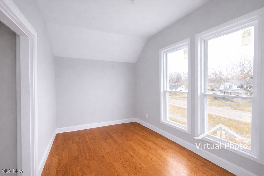 Lagrange - Residential