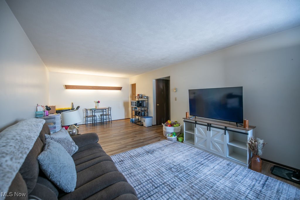 Lexington Centre 02 - Commercial Sale