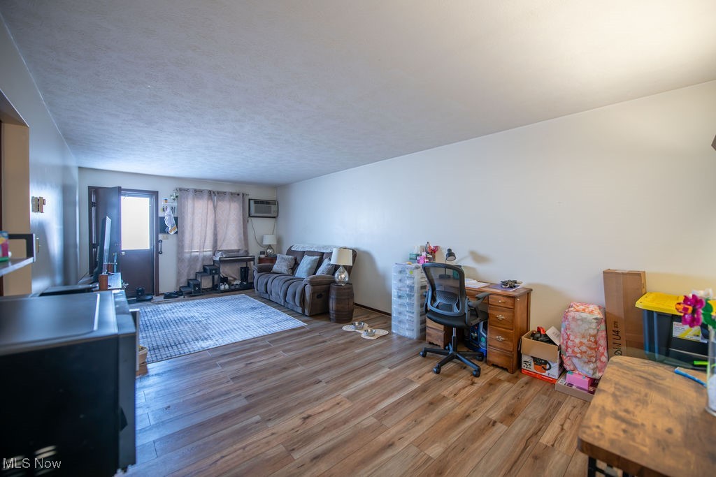 Lexington Centre 02 - Commercial Sale
