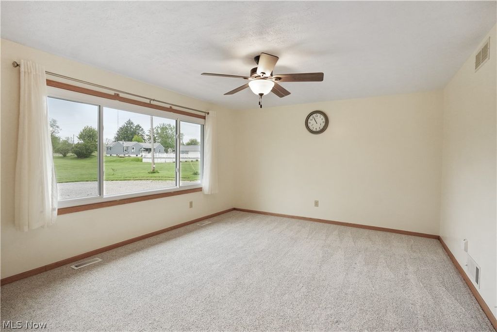 Photo of 203 Timmerman Road, Mansfield, OH 44903 (MLS # 5206421)