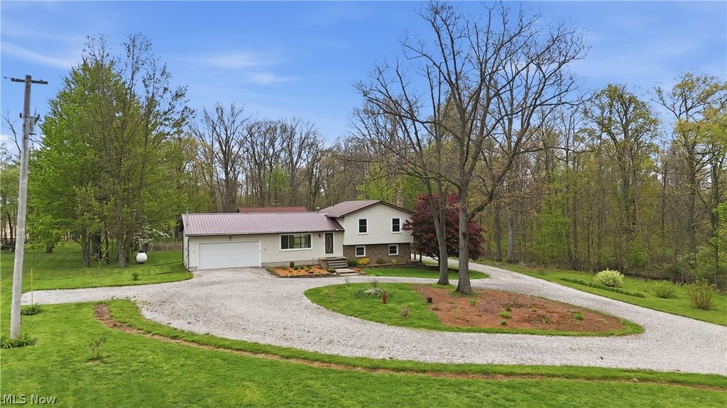 Photo of 203 Timmerman Road, Mansfield, OH 44903 (MLS # 5206421)