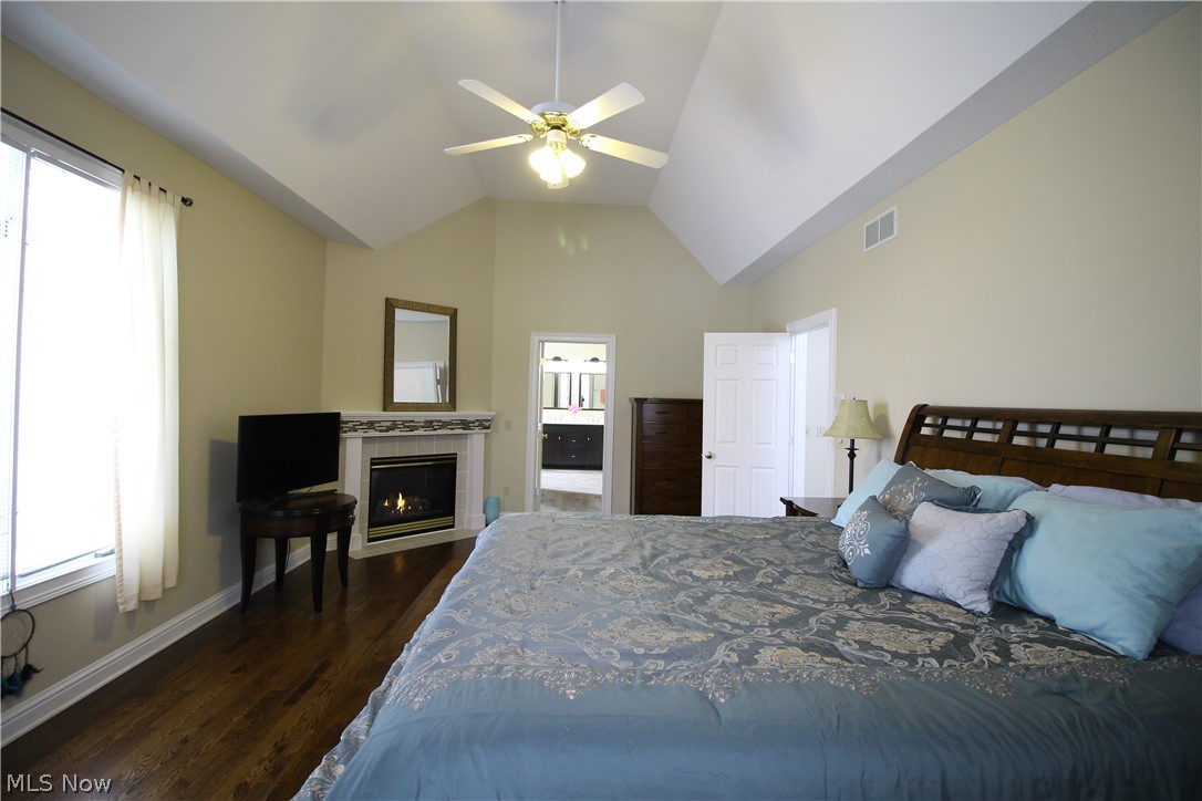 Bayside Lakes - Residential