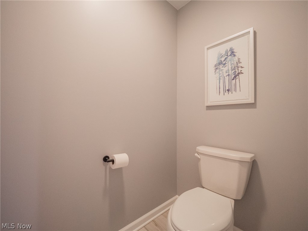 Vista Lago Condo - Residential