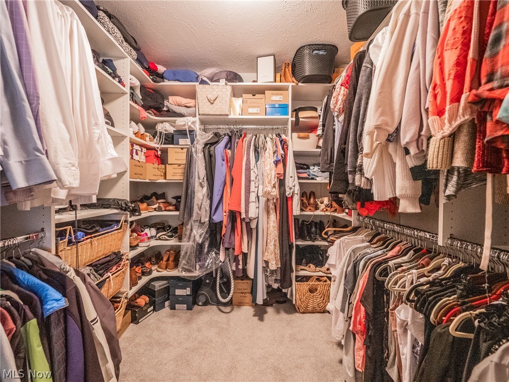 Vista Lago Condo - Residential