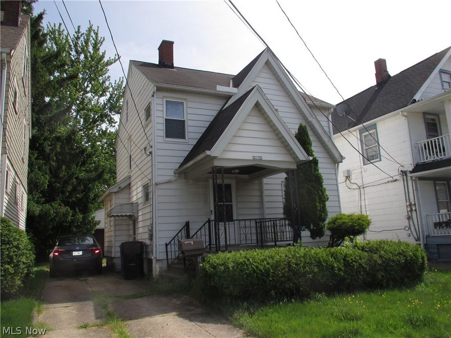 ATTN:  Investors, Landlords, Fix & Flippers .......Handyman special.  Solid 3-bedroom home which has never been a rental.  Nice oak woodwork in the home, and the garage is in great shape.  The lot is extra deep.  The executor of the estate reserves the right to leave behind any and all personal property.  Seller will consider all offers and respond by noon on Friday, June 12, 2020.