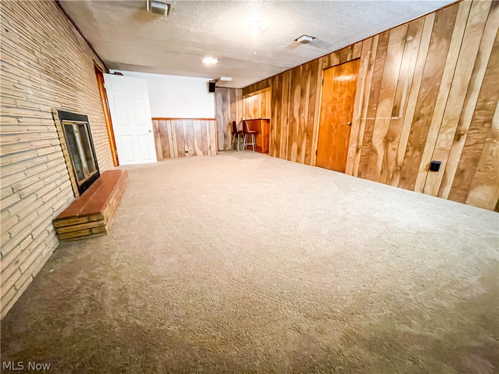 Dixon Heights Subd. - Residential