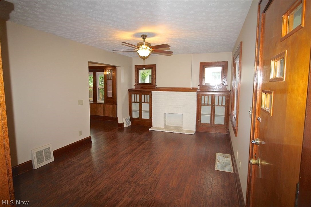 Riverside Park - Residential