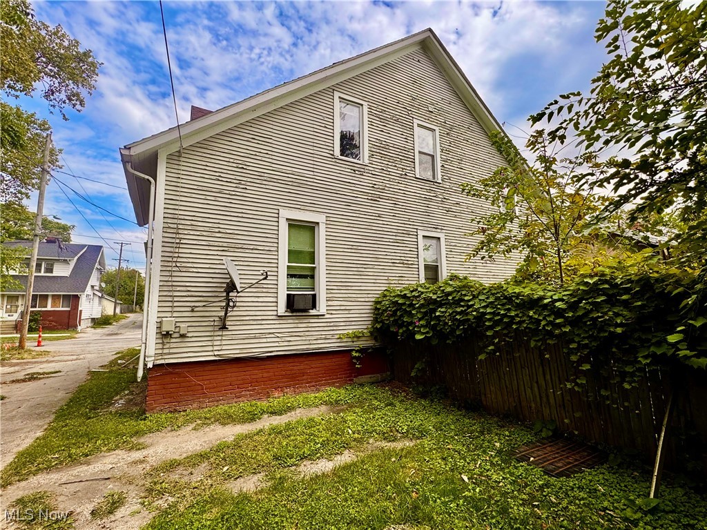 Daniels Add - Residential Income