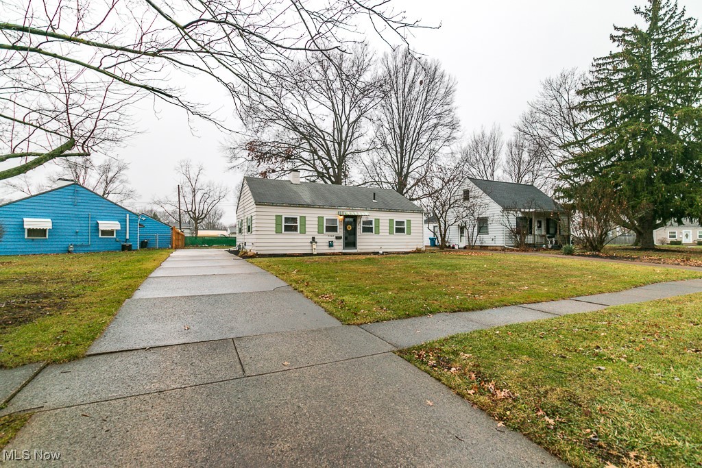 3860 Tacoma Avenue, Lorain, Ohio image 33