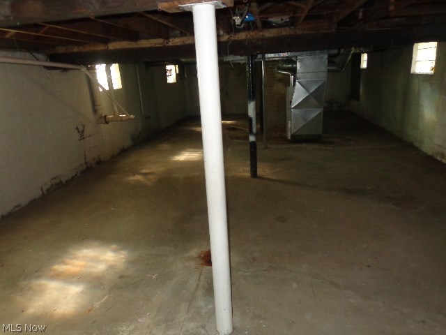 Howland Spgs - Residential