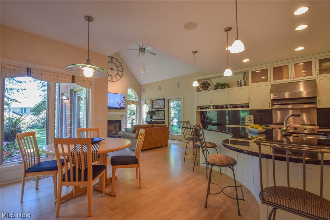 Lands End - Residential