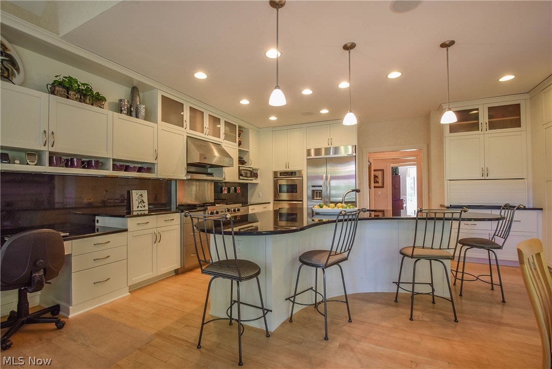 Lands End - Residential