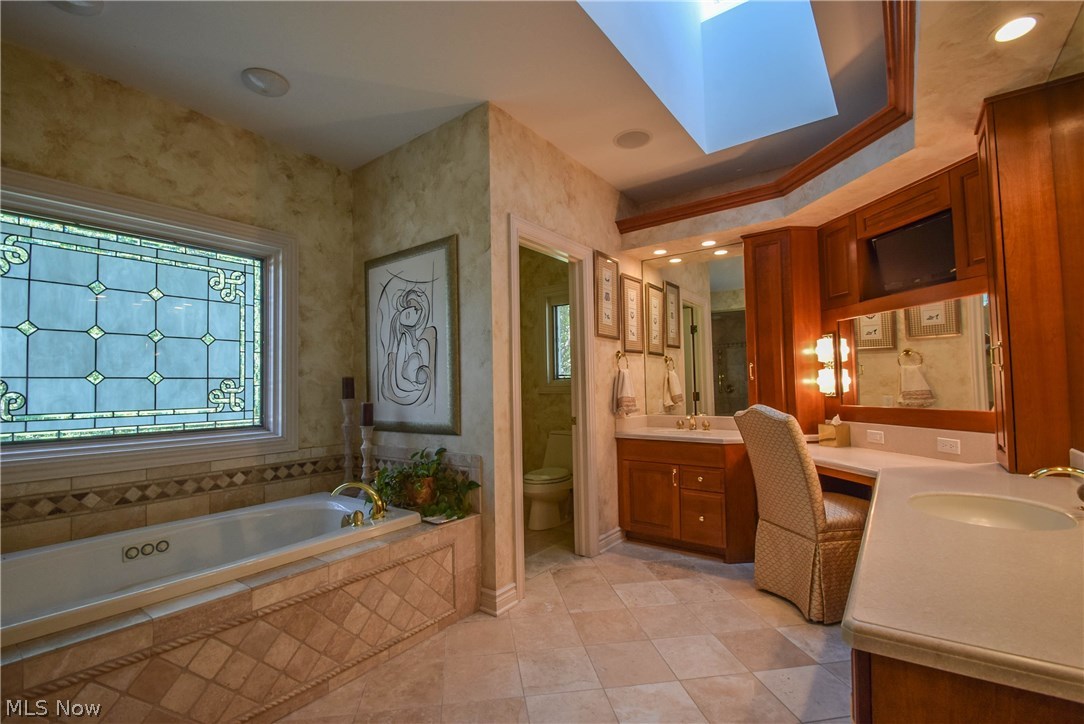 Lands End - Residential