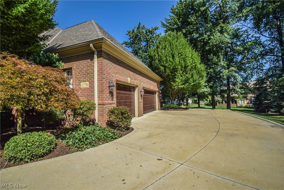 Lands End - Residential