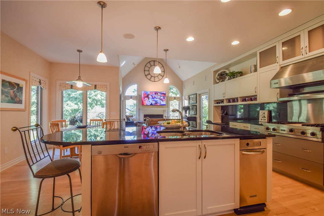 Lands End - Residential