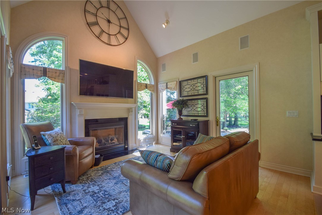 Lands End - Residential