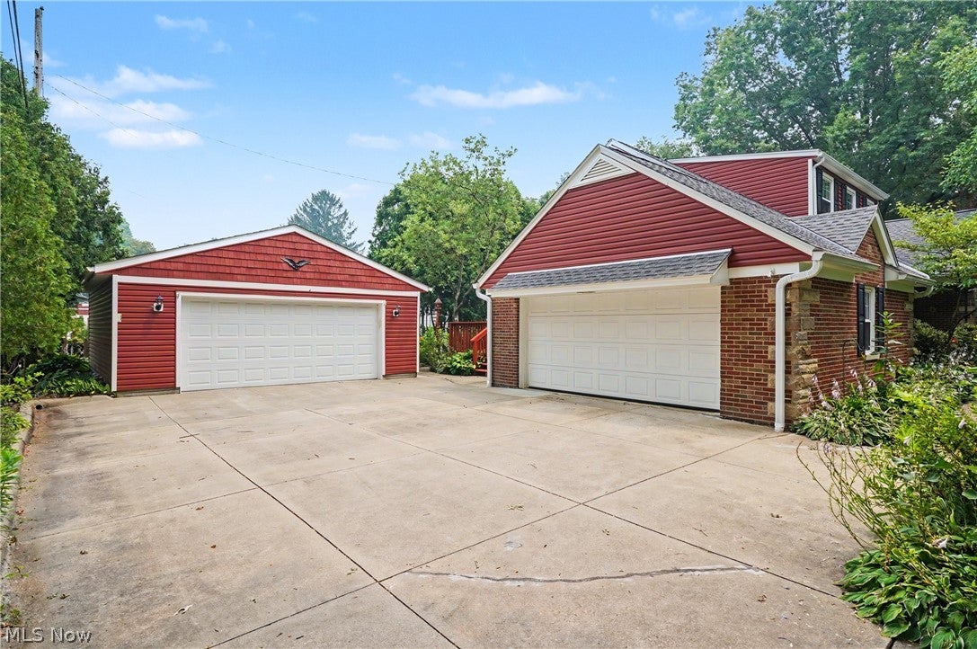 370 Kimberly Road