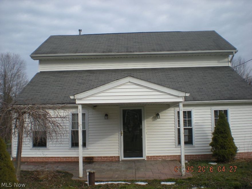 REO property being sold as-is without repair, warranty or seller disclosure. The listing Broker and seller make no guarantees as to the
accuracy of information herein. Buyer or buyer's agent is responsible for utility activation related to inspections. Water activation not
authorized, air pressure test only. The house has been completely remodeled throughout and is a pleasure to show!